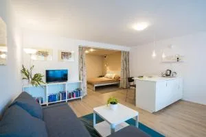 Squash Apartments & Studios - Tamási