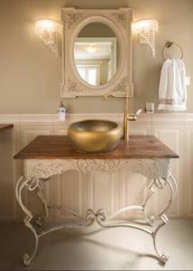 Alexandras Downtown Penthouse