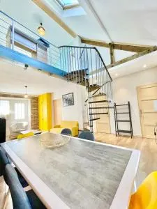 Pop House - Grand Jardin clos - BBQ - Spacieux & Lumineux - Portcé