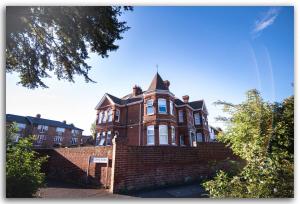 Boutique Maidstone Gem - Sleeps 2