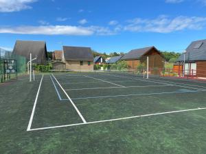 Chaleureux chalet à 3 minutes à pied de la mer - Parking gratuit