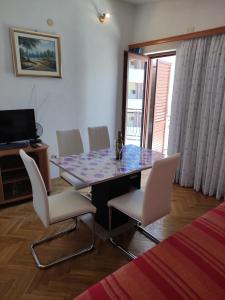 Apartments with parking space Stobrec, Split - 20510