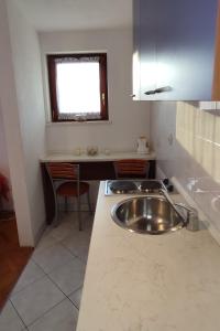 Apartments with parking space Stobrec, Split - 20510