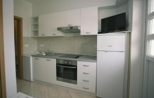Apartments with parking space Kastel Kambelovac, Kastela - 20993