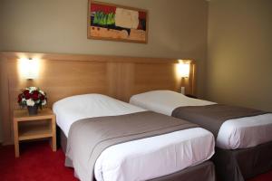 Hotels Le Regina Hotel restaurant : photos des chambres