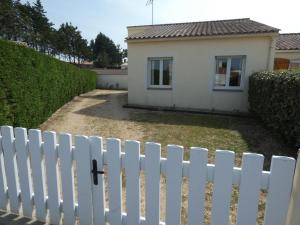 Maisons de vacances Maison Notre-Dame-de-Monts, 4 pieces, 8 personnes - FR-1-540-164 : photos des chambres