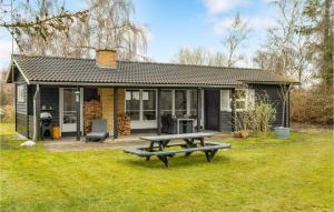 Pet Friendly Home In Rødby With Kitchen - 3hvězdičkové hotely ve městě Rodby