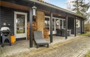 Pet Friendly Home In Rødby With Kitchen