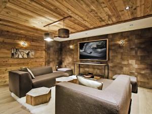 Chalet Airelles - Luxe et Confort au Pied des Pistes avec SPA et Services de Conciergerie - FR-1-613-52