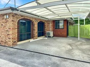 Reel Close! Walk to Everything. Sleeps 6 - Priory