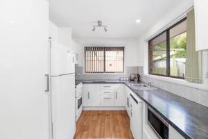 Reel Close! Walk to Everything. Sleeps 6