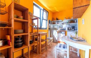 1 Bedroom Cozy Home In Marusici Omis 