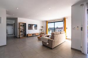 Villas Afa, proche d Ajaccio, Magnifique Villa 4 pers avec Piscine privee et vue montagne : Villa 2 Chambres