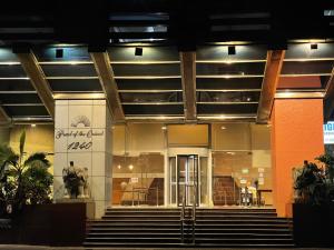 Pearl Of The Orient Tower, in front of US Embassy