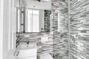 W Village 1BR w Elevator WD nr subway NYC-762