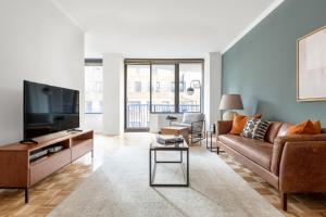 Sutton Place 1BR w Gym Pool DM nr Central Pk NYC-461
