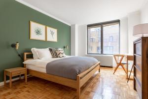 Sutton Place 1BR w Gym Pool DM nr Central Pk NYC-461