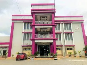 MS Hotel Pinrang Mitra RedDoorz - Pinrang