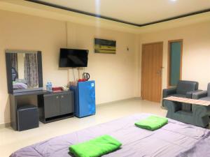 MS Hotel Pinrang Mitra RedDoorz