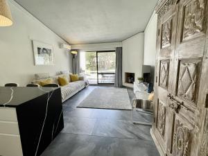 Scarlets Place - 1 bed Victory Village Quinta Do Lago - beach, nature, lakes