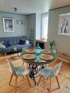 Appartements Il etait une fois a ConcarnOLoc : photos des chambres