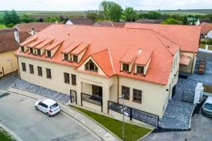 Penziony Hnanice - Hnanice