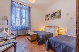 GuestHost - Ferrara Station Essential Apartment with parking