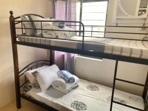 2BR within the heart of the City with WIFI and Netflix