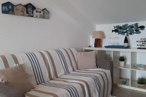 Esperienza Luxury fronte mare con piscina