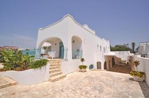 Villa Esador by BarbarHouse