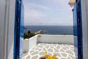 Pauvre Maison with sea View