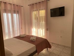 Aphrodite-Recently Renovated Modern Apartment