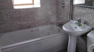 Lahiffs Bay View Guest House