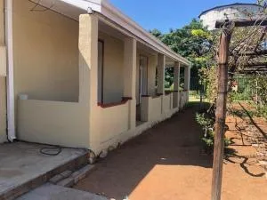 Anne's Cottage - Modderrivier