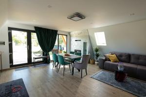 CASA MAYA Câmpulung