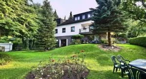 里西赫之家度假公寓 - Detzem