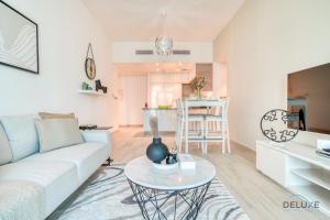 Pleasant 1BR in Studio One Dubai Marina by Deluxe Holiday Homes
