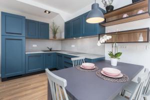 MarCante - designer, romantic pool view Suite