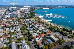 Eastern Beach Retreat - Geelong