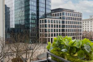 Stylish Apartment Heart of Warsaw by Noclegi Renters