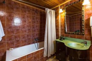 Lefteris Holiday Home