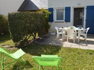 Maisons de vacances Maison Batz-sur-Mer, 3 pieces, 6 personnes - FR-1-392-48 : photos des chambres