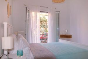 Charming Sweet Apt @Garitsa!