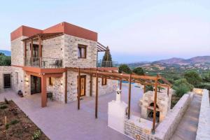 Villa Harmony in Kamilari and Villa Joy in Kamilari