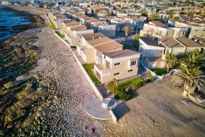 Atlantic Waterfront Cottage D3, 4 bedroom, Sea view