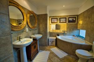 Atlantic Waterfront Cottage D3, 4 bedroom, Sea view