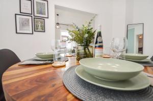 AT WEINMEISTER - Gemütlichkeit & Ruhe