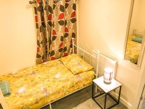 Rabbits Warren, 2 Single Bed Holiday Let in The Forest of Dean