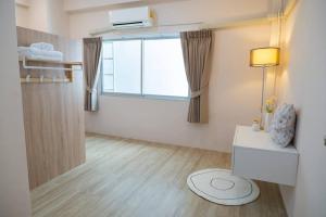 2BR minimal mu-ji style 130SQM ~