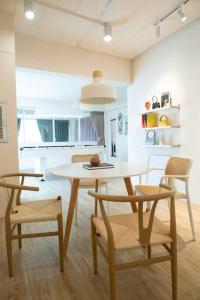 2BR minimal mu-ji style 130SQM ~